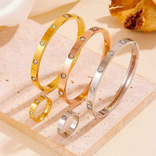 Picture of 18K gold-plated, hand-polished titanium-steel nail-bangle