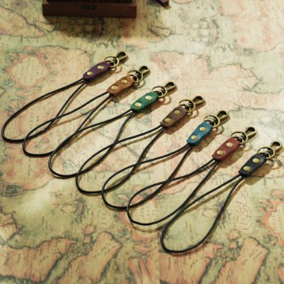 Picture of Hand-Crafted Leather Key Fob – Artisan Cowhide