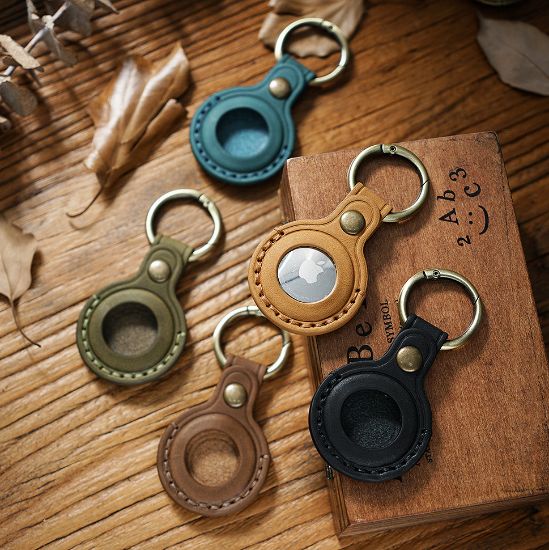 Picture of Airtag Pet Anti-Loss Keychain – Rugged Leather Shield
